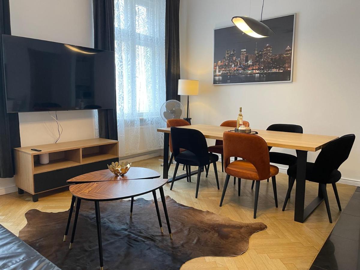 Golden Pearl - Main Square, 100 Sqm, 4 Rooms Краків Екстер'єр фото