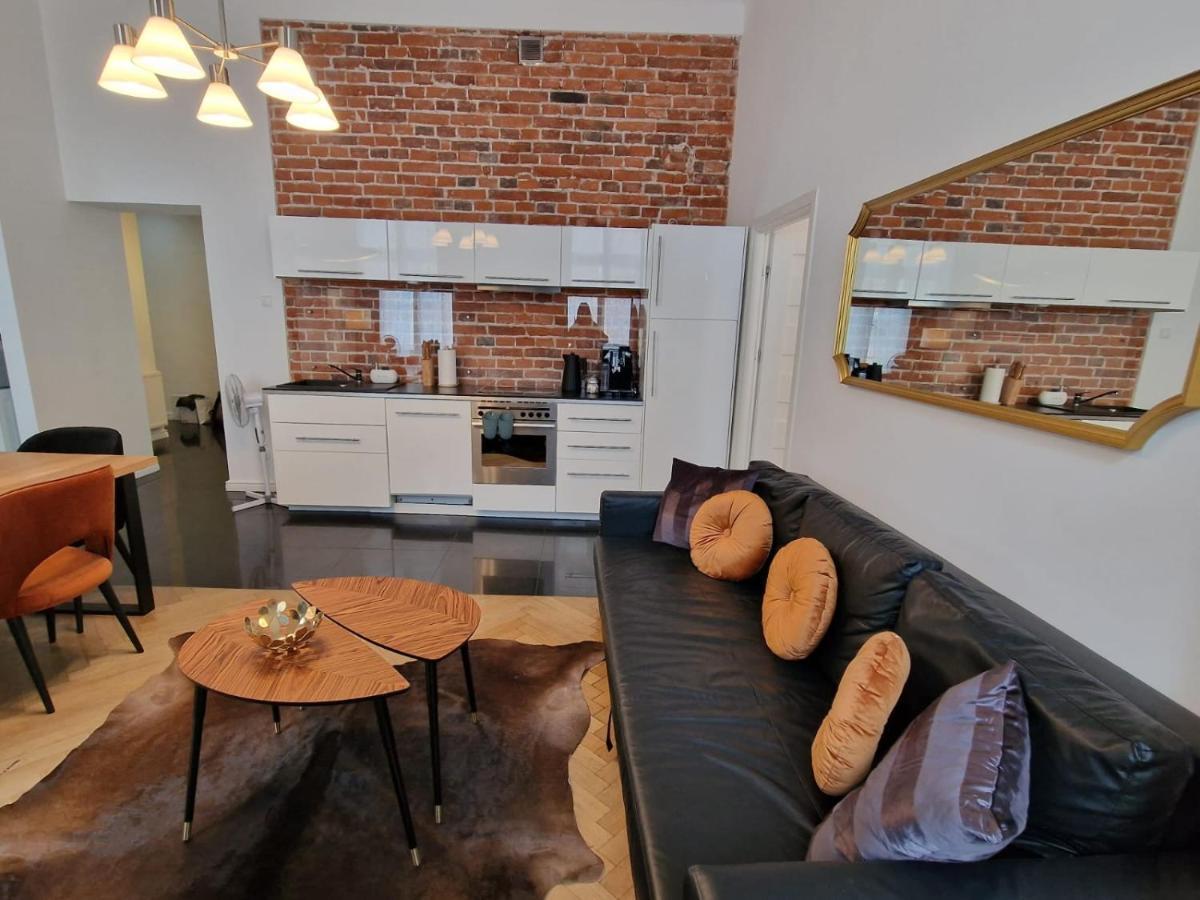 Golden Pearl - Main Square, 100 Sqm, 4 Rooms Краків Екстер'єр фото