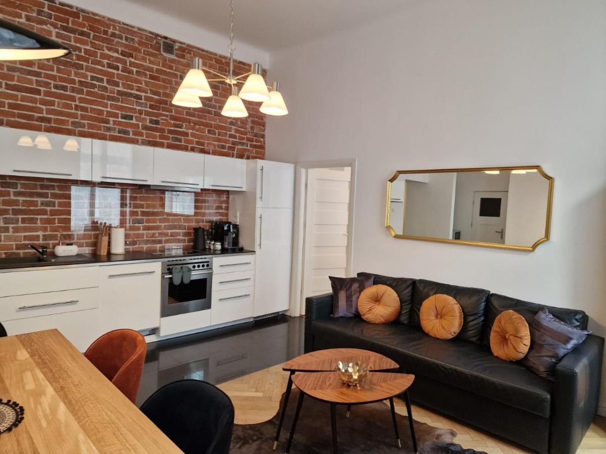 Golden Pearl - Main Square, 100 Sqm, 4 Rooms Краків Екстер'єр фото