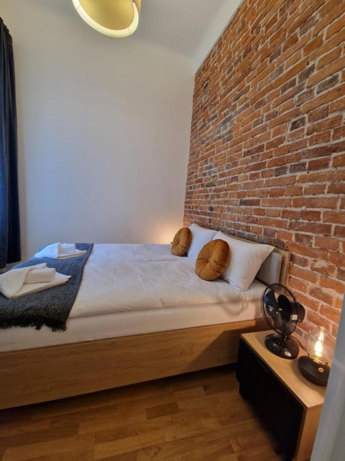 Golden Pearl - Main Square, 100 Sqm, 4 Rooms Краків Екстер'єр фото