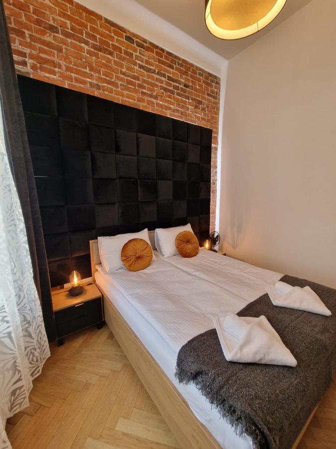 Golden Pearl - Main Square, 100 Sqm, 4 Rooms Краків Екстер'єр фото