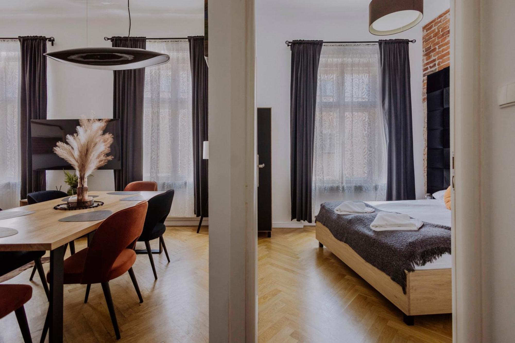 Golden Pearl - Main Square, 100 Sqm, 4 Rooms Краків Екстер'єр фото