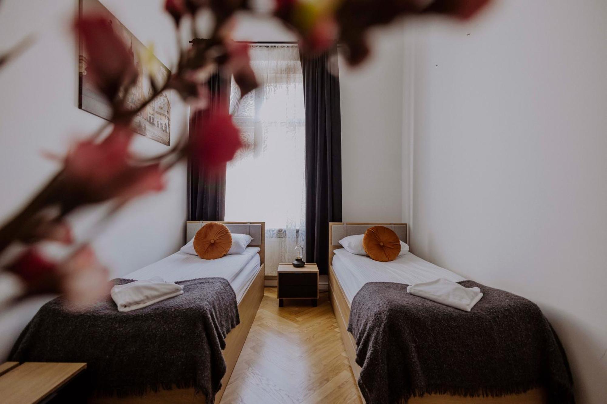Golden Pearl - Main Square, 100 Sqm, 4 Rooms Краків Екстер'єр фото