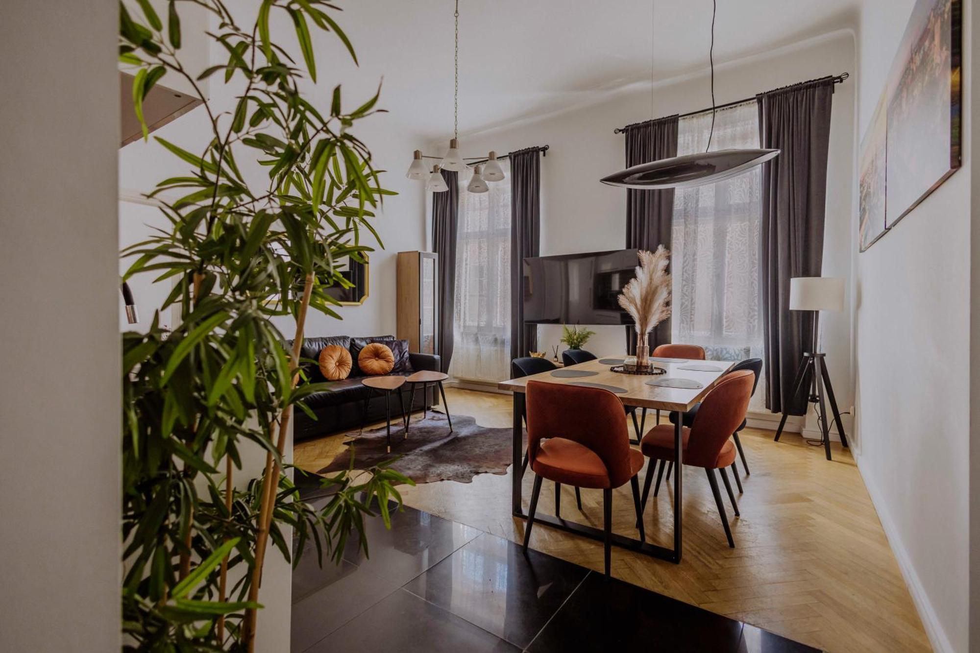 Golden Pearl - Main Square, 100 Sqm, 4 Rooms Краків Екстер'єр фото