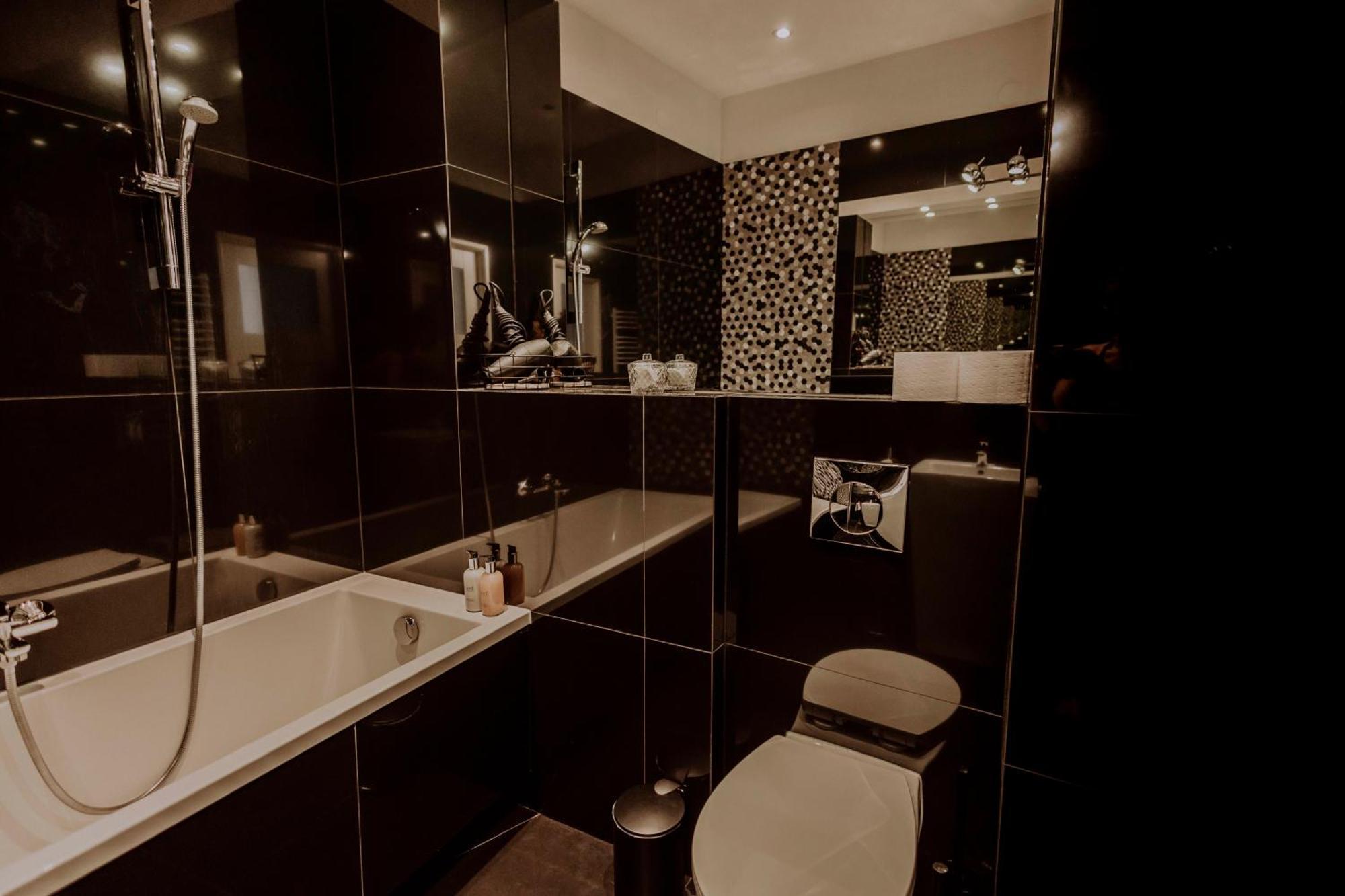 Golden Pearl - Main Square, 100 Sqm, 4 Rooms Краків Екстер'єр фото