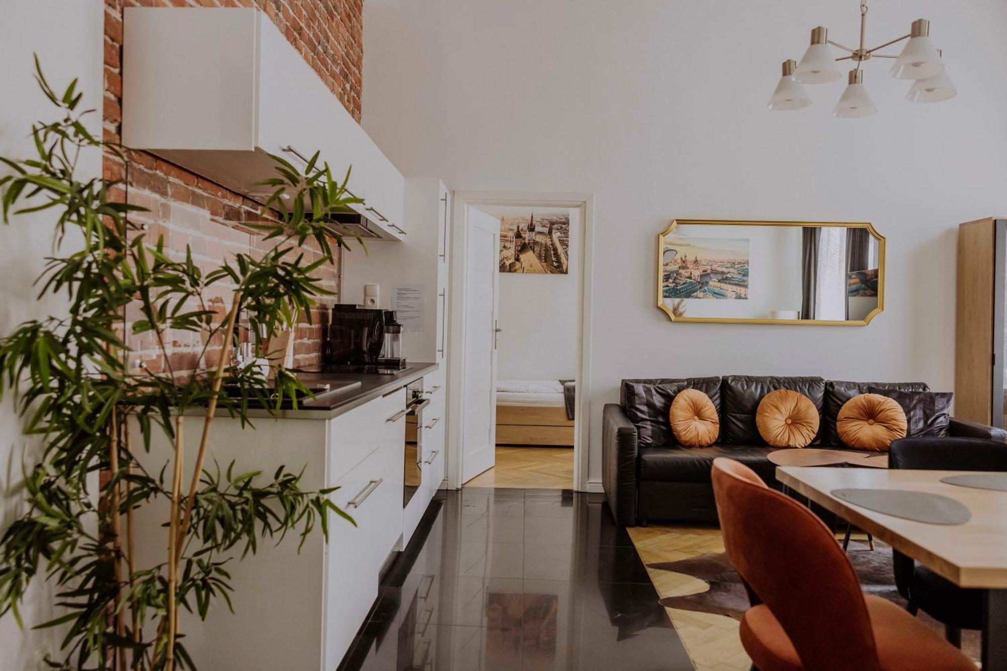Golden Pearl - Main Square, 100 Sqm, 4 Rooms Краків Екстер'єр фото